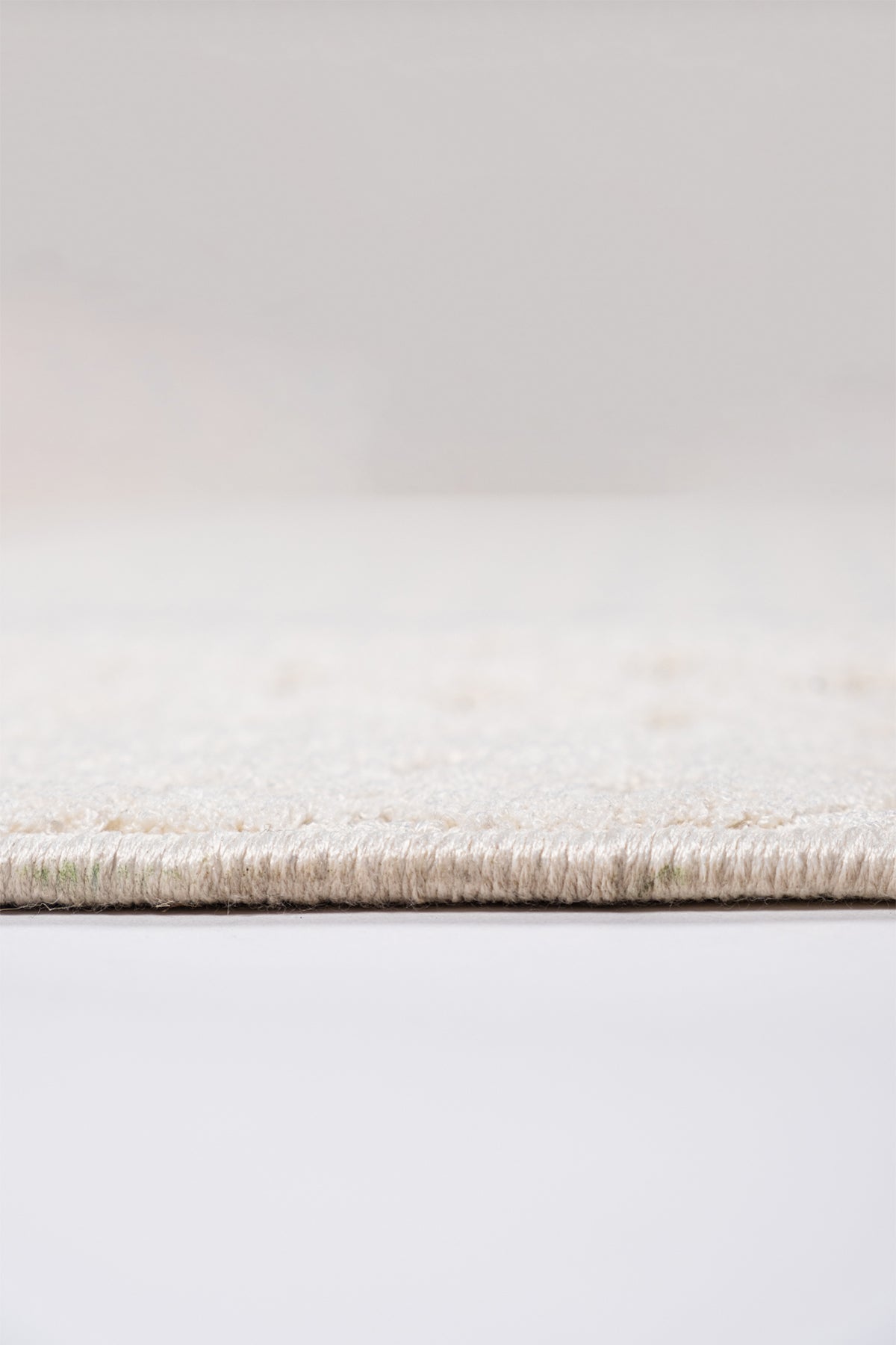 Pita PT01 Cream Plush Textured Scandinavian Living Room Machine Carpet
