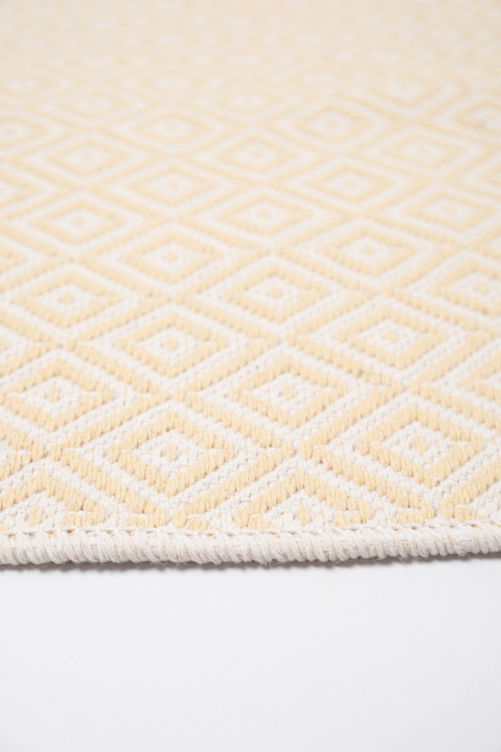 Liva LV02 Krem - %100 Pamuk Çift Taraflı Kilim Paspas