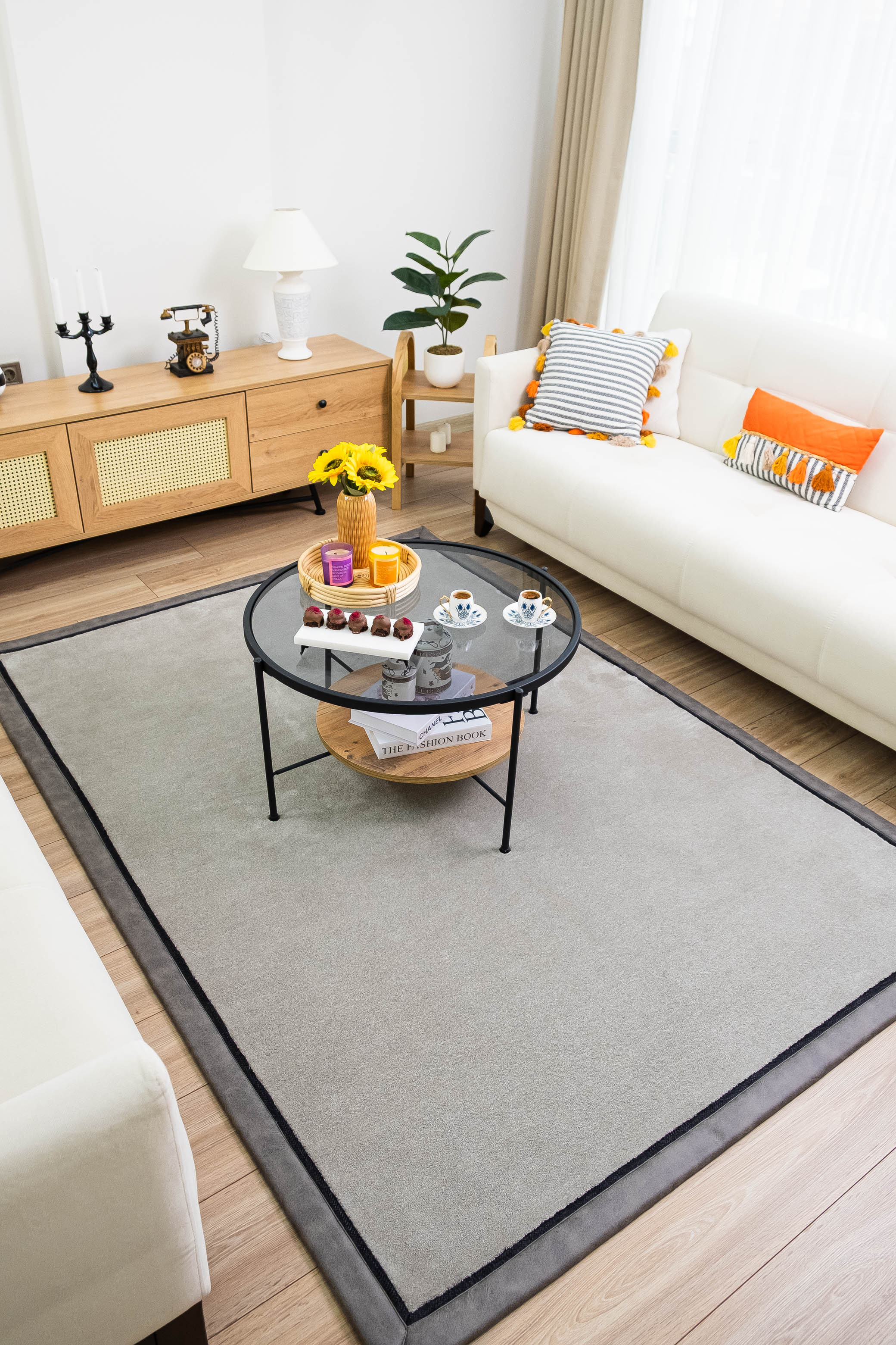 GRANADA GR04 LİGHT GREY SALON HALISI LÜKS BORDÜRLÜ HALI