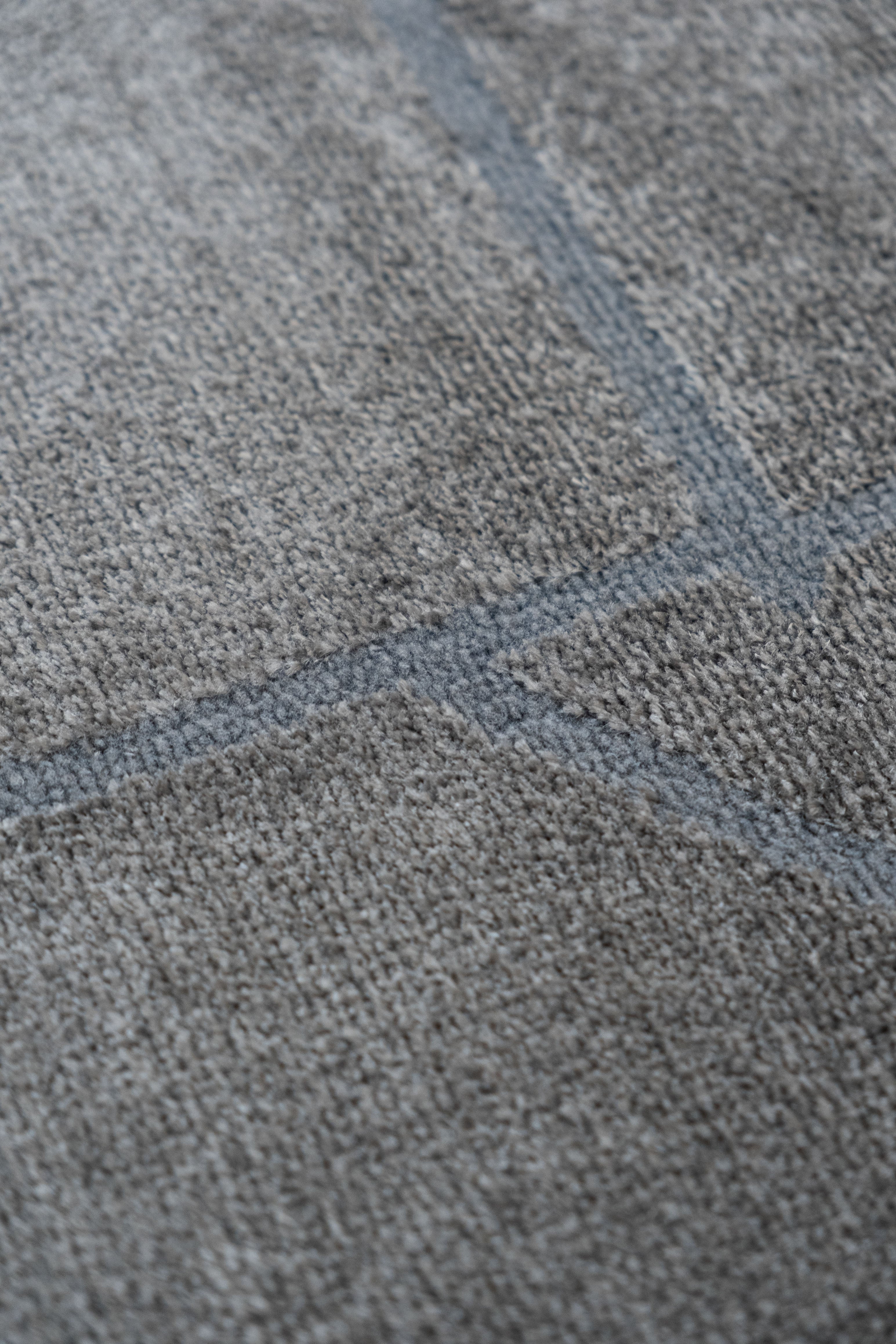 Luca LC04 Anthracite Plush Textured Soft Living Room Rug