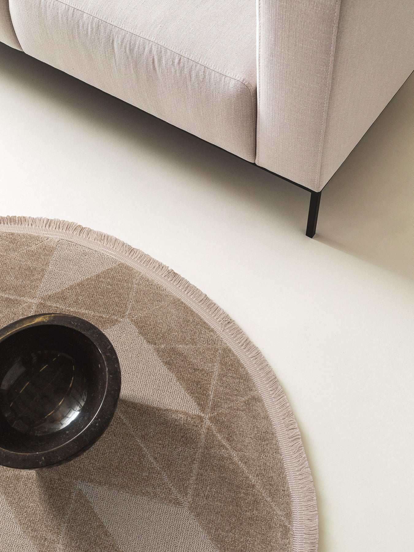 Sidney SDY05 Beige Round Plush Textured Living Room Machine Carpet