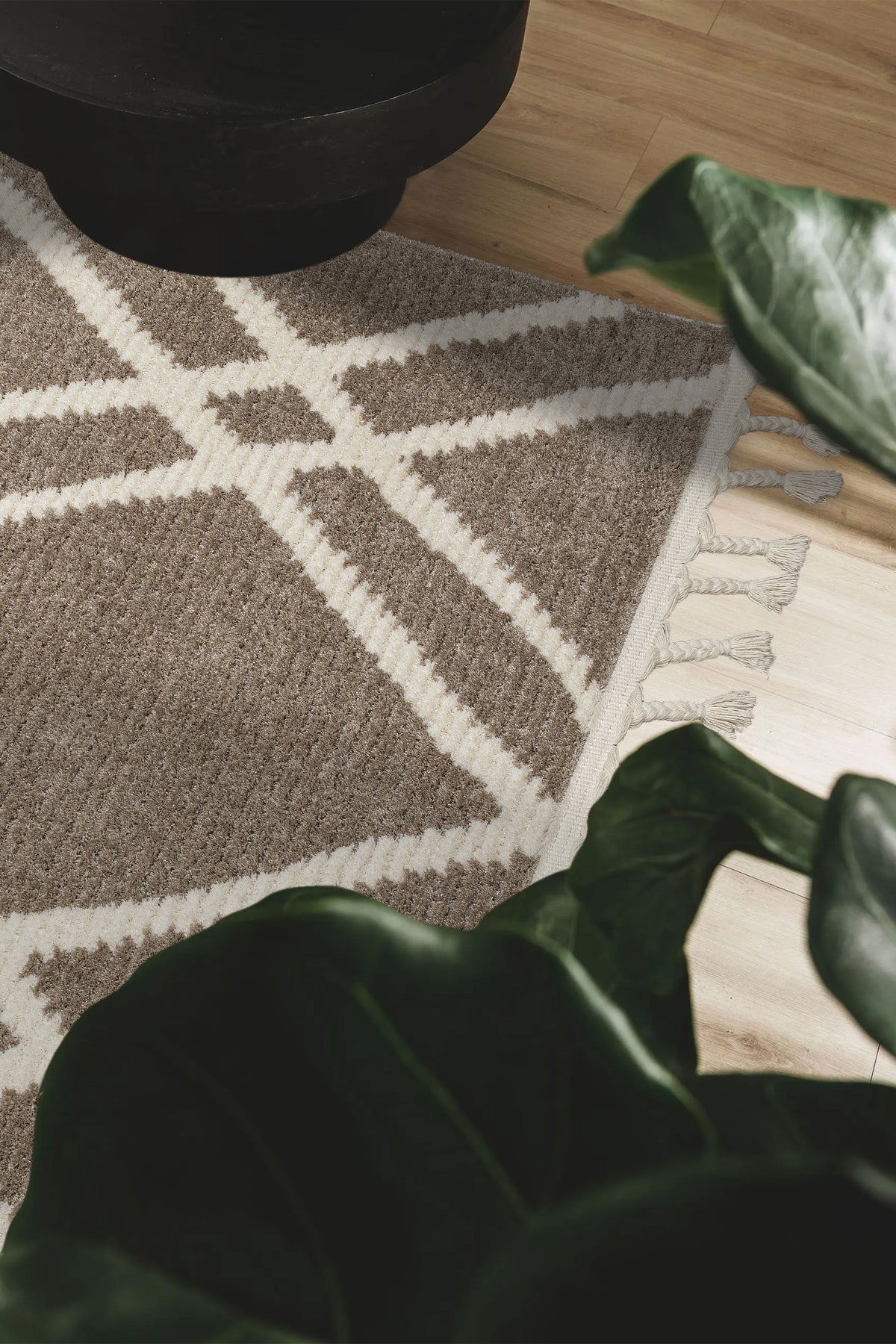 Cool CL 04 Beige İskandinav Peluş Dokulu Makine Halısı