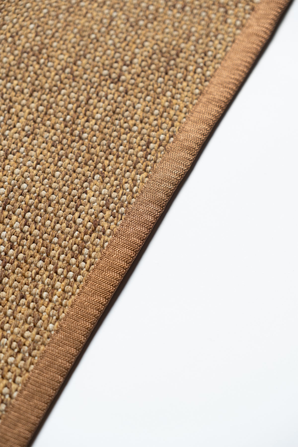 Suit SU05 Brown Piye 04 Dark Beige Natural Sisal Carpet